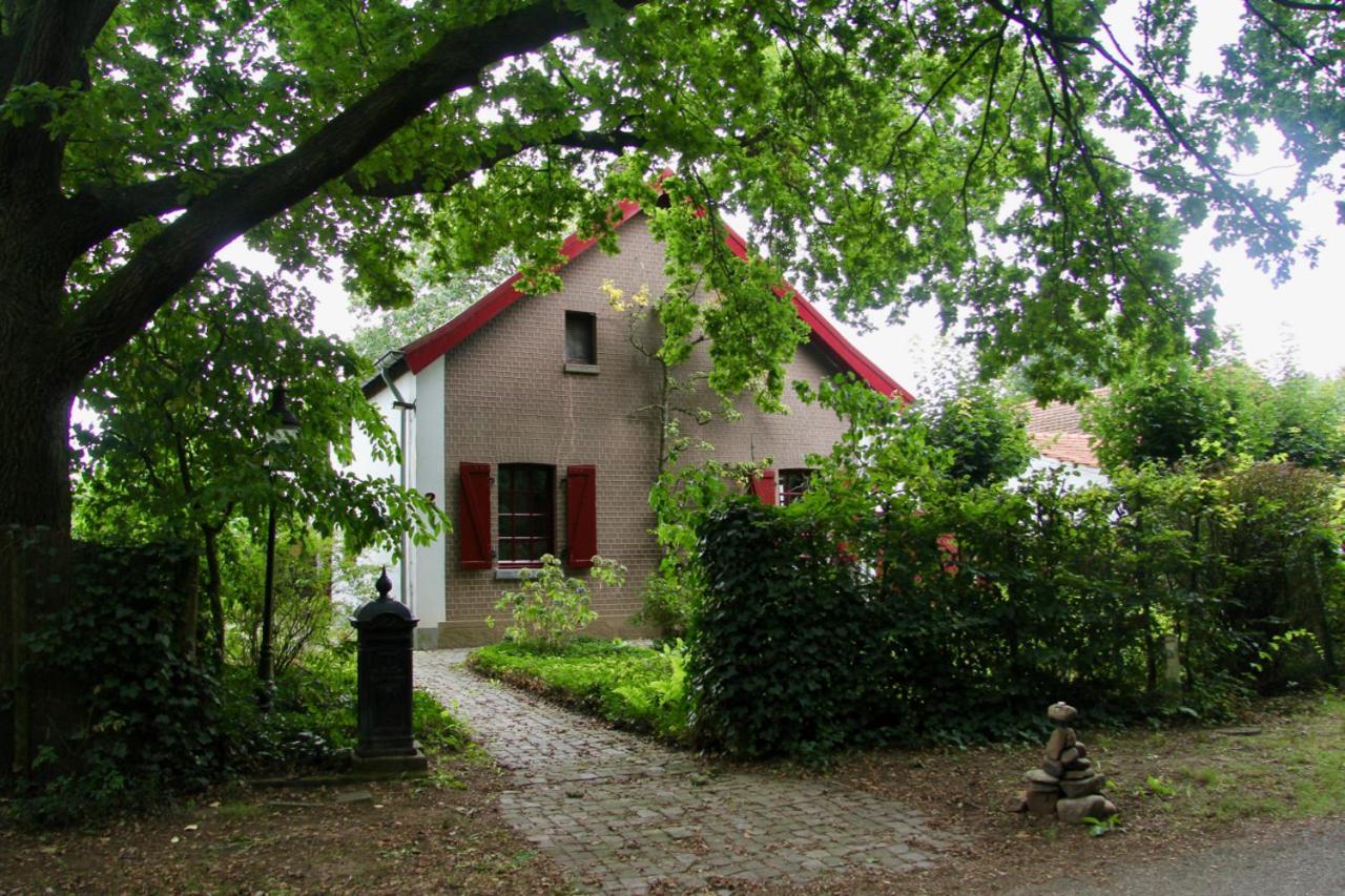 Miekes Boesj Bed and Breakfast Koningsbosch Buitenkant foto